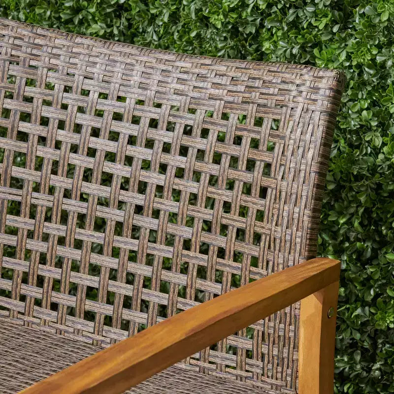 Christopher Knight Home Hampton Outdoor Wicker and Acacia Wood 4 Seater Chat Set