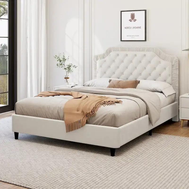Lit capitonné Queen Size moderne avec tête de lit froncée et capitonnée, cadre en bois avec base en métal, aucun sommier tapissier requis